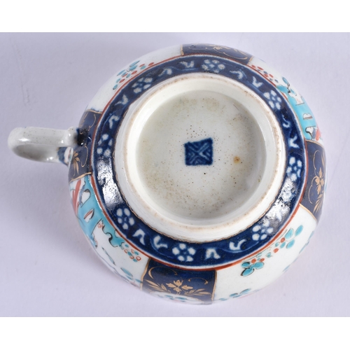 53 - AN 18TH CENTURY WORCESTER TEACUP AND SAUCER painted with the Sir Joshua Reynolds pattern. 11.5 cm di... 