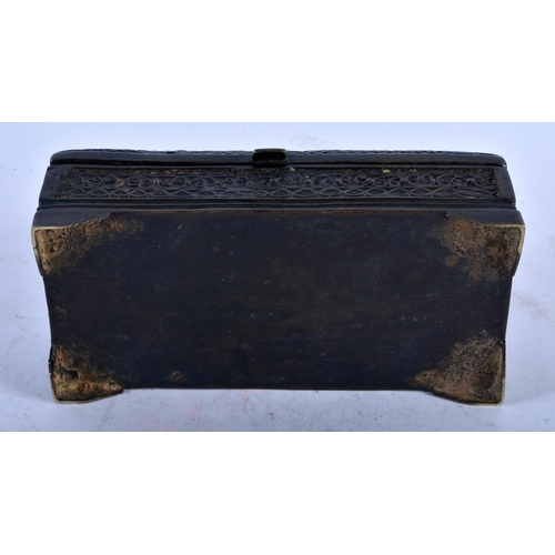 534 - AN ANTIQUE MIDDLE EASTERN PERSIAN BRONZE BOX. 17 cm x 9 cm.