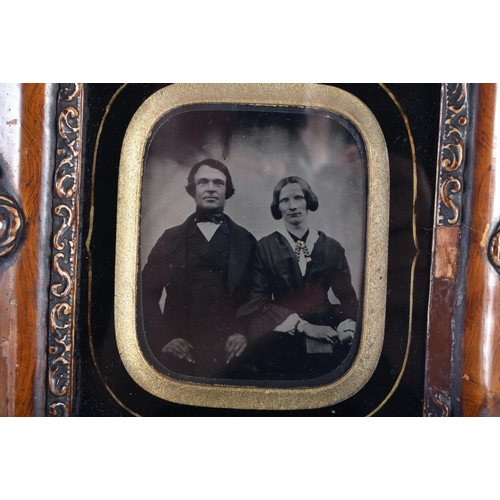 546 - A FRAMED ANTIQUE PHOTOGRAPH. 21 cm x 16cm.