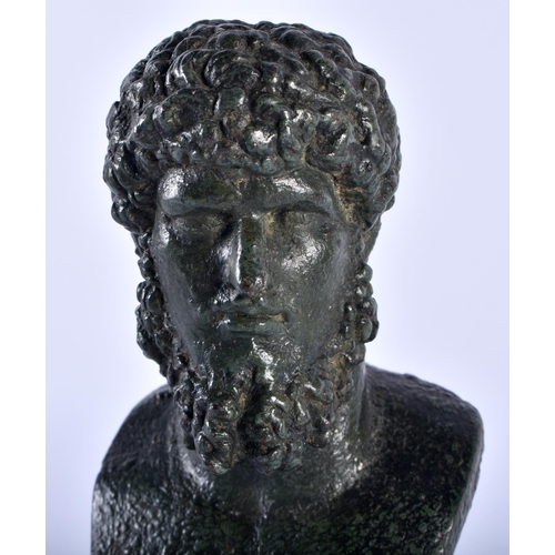 581 - A BRONZED CERAMIC BUST OF MARCUS AURELIUS After the Antiquity. 17 cm high.