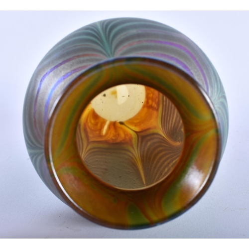 620 - AN IRIDESCENT ART GLASS VASE. 22.5 cm high.