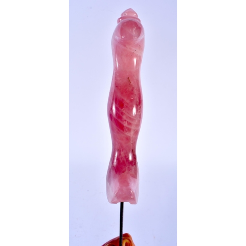 625 - A MIDDLE EASTERN CARVED ROSE QUARTZ HANDLED NIELLO DAGGER. 35 cm long.