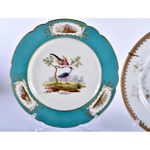 672 - TWO LATE 19TH CENTURY FRENCH PORCELAIN PLATES one painted with birds, the other in the Chinese expor... 