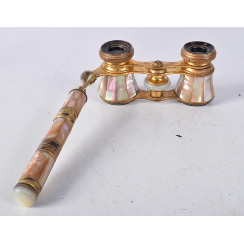 718 - A PAIR OF MOTHER OF PEARL OPERA GLASSES. 18 cm x 8 cm.