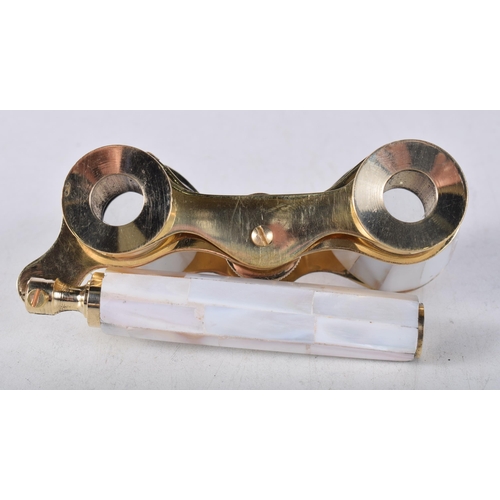 729 - A PAIR OF MOTHER OF PEARL OPERA GLASSES. 18 cm x 8 cm.