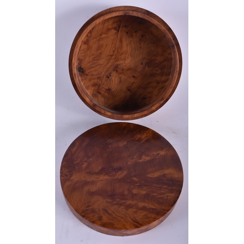 748 - A LOVELY GROUP OF TREEN BURR WOOD BOXES. Largest 17 cm diameter. (3)