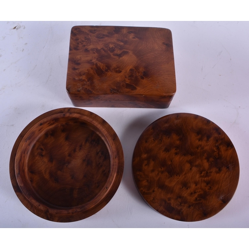 748 - A LOVELY GROUP OF TREEN BURR WOOD BOXES. Largest 17 cm diameter. (3)