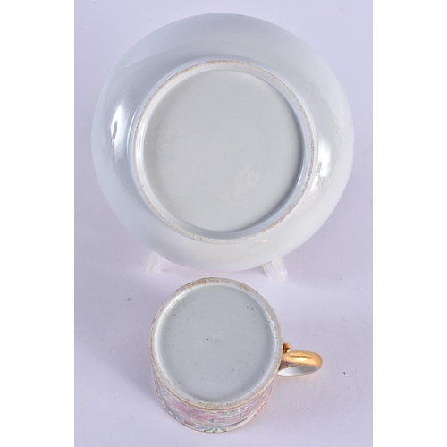 83 - A FINE EARLY CENTURY CHAMBERLAINS WORCESTER IMARI CUP AND SAUCER together with a similar cup & cup &... 