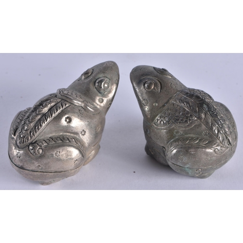 1010 - TWO CAMBODIAN WHITE METAL ANIMAL BOXE AND COVERS. 66.2 grams. 5.5 cm x 4 cm. (2)