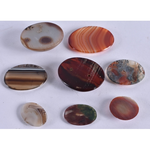 1049 - ASSORTED EASTERN AGATE PLAQUES. 72.4 grams. Largest 4 cm x 3.25cm. (qty)