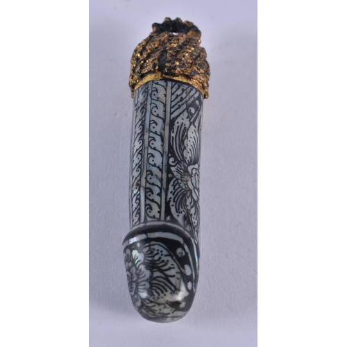 1060 - AN 18TH/19TH CENTURY CONTINENTAL MOTHER OF PEARL INLAID PHALLUS PENDANT. 24.6 grams. 9.5 cm x 2.25cm... 