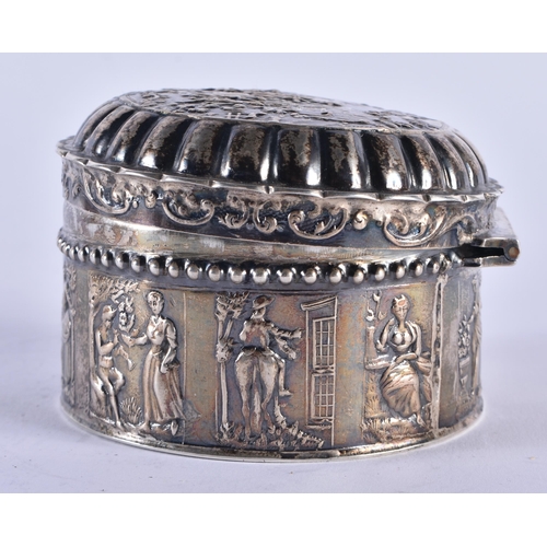 1105 - AN ANTIQUE DUTCH SILVER REPOUSSE BOX. 132 grams. 8.5 cm x 5.5 cm.