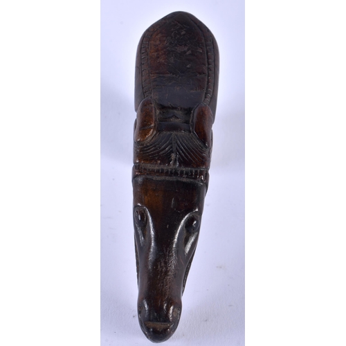 1154 - AN 18TH CENTURY CONTINENTAL CARVED WOOD TREEN HORSE HEAD CANE HANDLE. 10 cm x 6 cm.