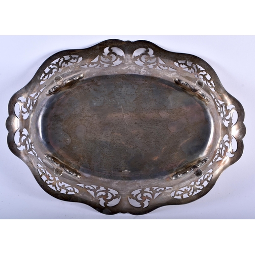 1164 - AN EARLY 20TH CENTURY ENGLISH SILVER OPEN WORK DISH. Birmingham 1922. 395 grams. 30 cm x 21 cm.