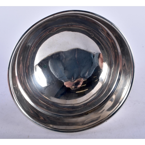 1166 - AN ART DECO SILVER BOWL. 217 grams. 14 cm x 9 cm.