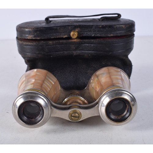 1187 - A PAIR OF MOTHER OF PEARL OPERA GLASSES. 10 cm x 7 cm.