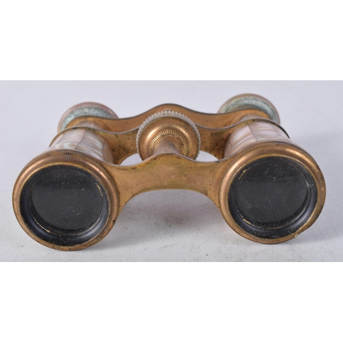 1207 - A PAIR OF MOTHER OF PEARL OPERA GLASSES. 10 cm x 7 cm.