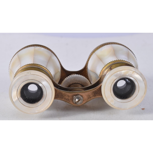 1210 - A PAIR OF MOTHER OF PEARL OPERA GLASSES. 10 cm x 7 cm.