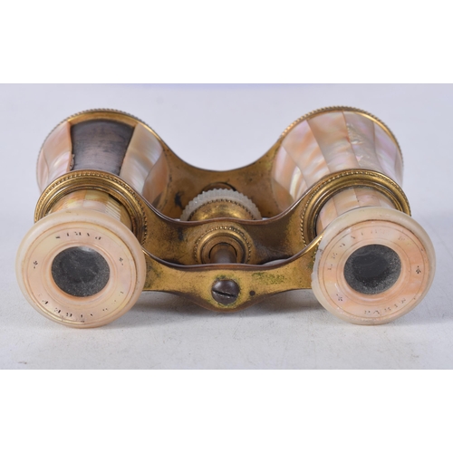 1211 - A PAIR OF MOTHER OF PEARL OPERA GLASSES. 10 cm x 7 cm.