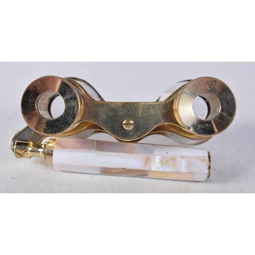 1218 - A PAIR OF MOTHER OF PEARL OPERA GLASSES. 18 cm x 8 cm.