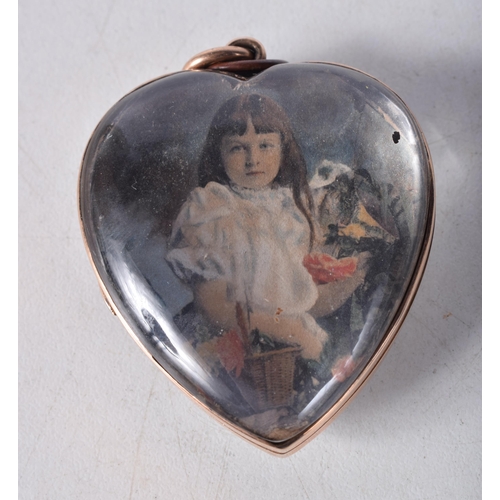 1230 - A FINE MID 19TH CENTURY ENGLISH GOLD AND CRYSTAL GLASS HEART LOCKET. 41.6 grams overall. 5 cm x 4 cm... 