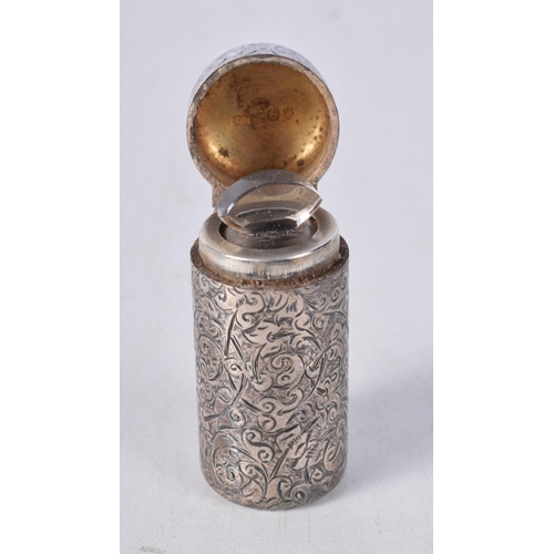 1232 - A VICTORIAN SAMSON MORDEN SILVER SCENT BOTTLE HOLDER. London 1887. 53.3 grams. 5.5 cm x 2.25cm.