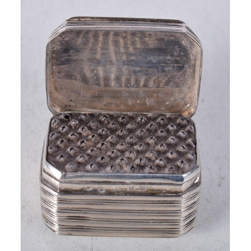 1238 - AN EARLY 19TH CENTURY SILVER NUTMEG GRATER. Birmingham 1825. 36.6 grams. 4 cm x 2.75 cm.