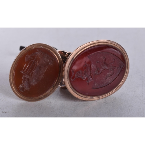 1243 - TWO FINE EARLY 19TH CENTURY ENGLISH GOLD AND AGATE WATCH FOB SEALS. 46.8 grams. 4 cm x 3.5 cm. (2)