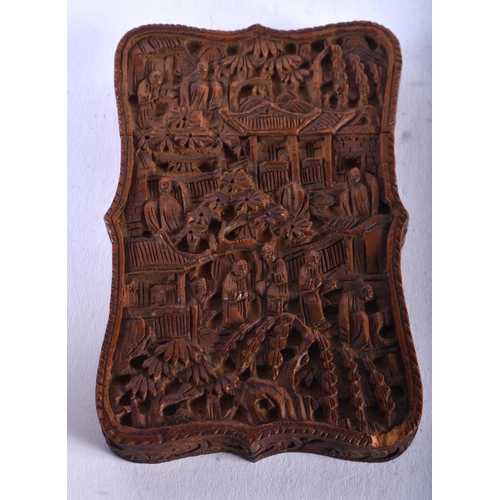 1256 - A Cantonese Carved Wood Card Case. 10.7cm x 7cm x 1.4cm