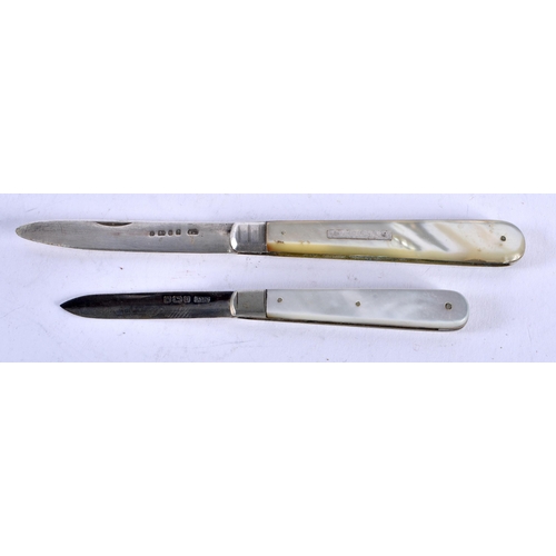 1322 - A Victorian Silver Bladed Folding Knife together with another. Hallmarked Sheffield 1877. Largest 14... 