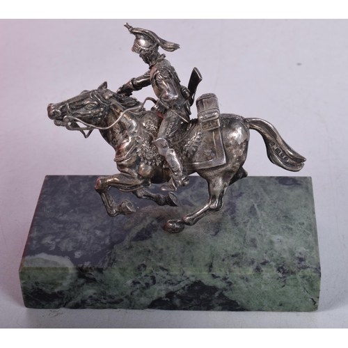 1440 - Cast Silver Sculpture of a Cavalry Musketeer Hallmarked London 1975, 10cm x 11cm x 6cm, total weight... 