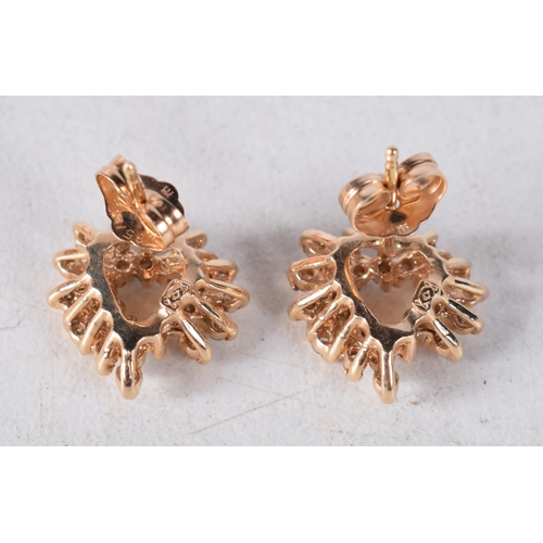 1540 - 14 Carat Gold and Diamond Heart Earrings. Stamped 585, 1.2cm x 1.2cm, weight 3.1g