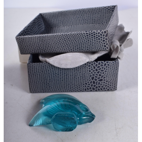 1560 - A Marie Claude Lalique Crystal Glass Fish Sculpture with original pouch and box. 4.6cm 5.3cm x 1.6cm... 