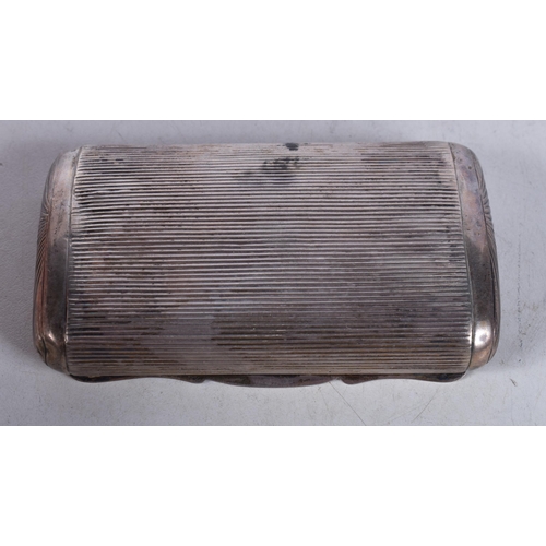 1569 - A Continental White Metal Snuff Box. Engraved and Engine Turned Decoration.. 8.8cm x 5cm x 1.5cm