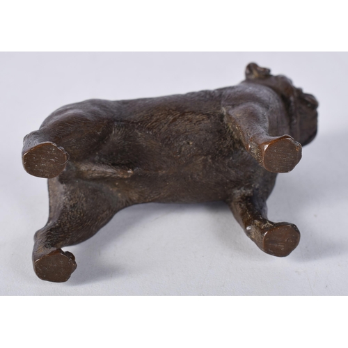 1646 - A JAPANESE BRONZE DOG. 369 grams. 8 cm x 6 cm.