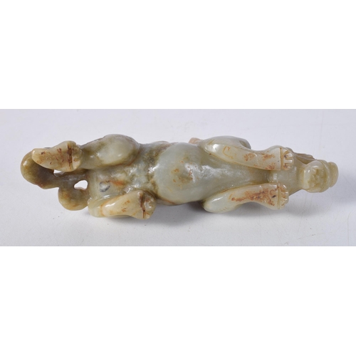 1721 - A Chinese Jade Carving of Mythical Beasts. 5.1cm x 13.3cm x 3.5cm, weight 182g