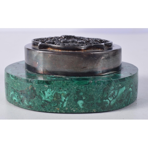 1723 - A Henryk Winograd Malachite and Silver Paperweight. Stamped HW999. 4.1cm x 9.3cm x 7.6cm, weight 454... 