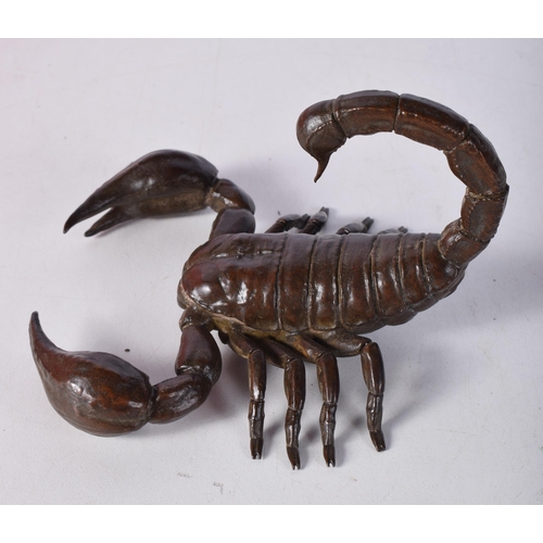 1726 - A Japanese Bronze Articulated Spider. 11 cm x 12.5cm, weight 323g