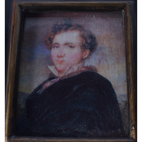 1737 - A Pair of Miniature Frames. 12.5cm x 10.5cm (2)