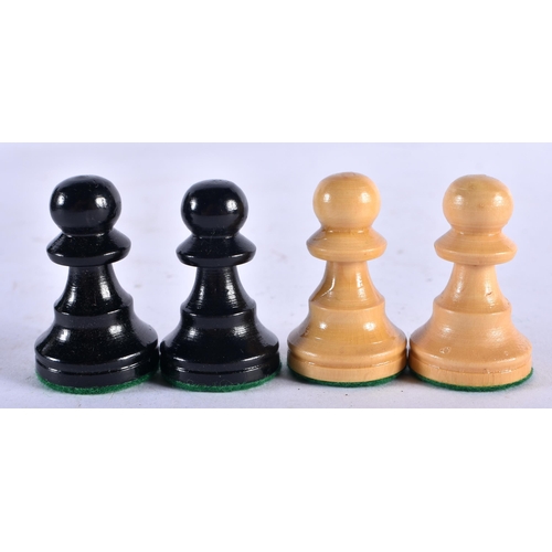 788 - A JACQUES CHESS SET. Largest 7.75 cm high. (qty)