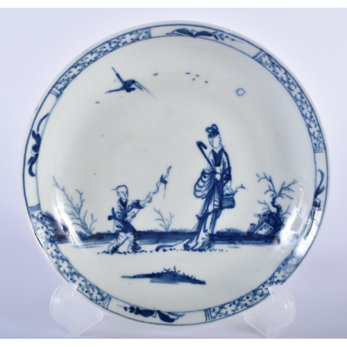 10 - AN 18TH CENTURY WORCESTER BLUE AND WHITE PORCELAIN TRIO painted with the Walk In The Garden pattern.... 