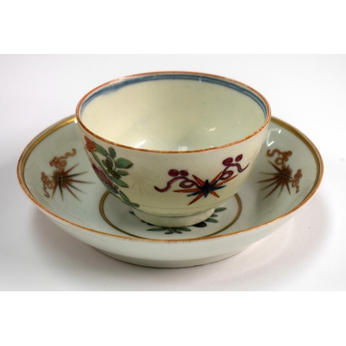 137 - 18th century Worcester teabowl and saucer painted with the so-called Thunder and Lightning pattern, ... 