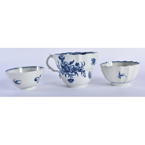 15 - TWO 18TH CENTURY WORCESTER FRUIT SPRAYS TEABOWLS together with a Large Worcester breakfast cup. Larg... 