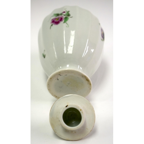 153 - 18th century Worcester tea canister and cover of faceted form painted with English garden flowers. 1... 