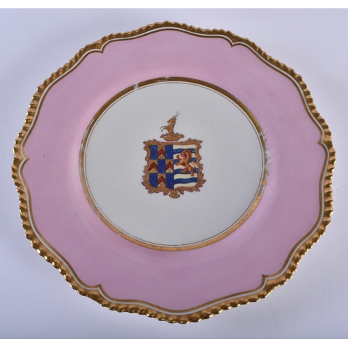 35 - THREE EARLY 19TH CENTURY FLIGHT BARR & BARR WORCESTER ARMORIAL PLATES in various forms and designs. ... 