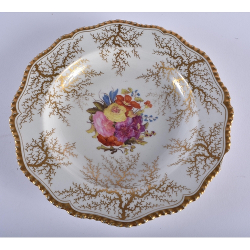 42 - FOUR EARLY 19TH CENTURY FLIGHT BARR AND BARR WORCESTER PLATES painted with landscapes, shells and fl... 