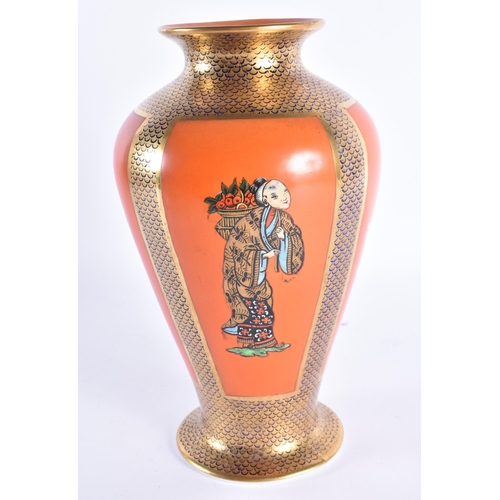 96 - A LARGE AND UNUSUAL MASONS IRONSTONE ORANGE VASE printed and painted with Chinese figures. 27cm high... 