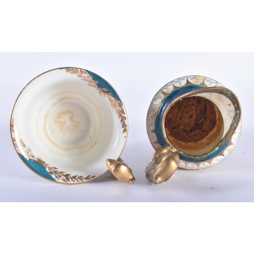 111 - A CONTINENTAL PORCELAIN VIENNA STYLE TEASET. (qty)