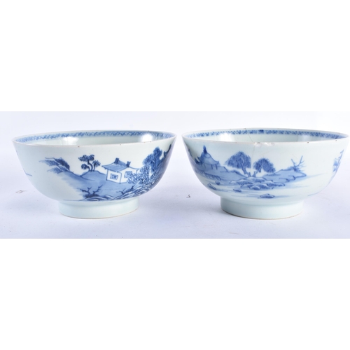 162 - A PAIR OF 18TH CENTURY CHINESE EXPORT BLUE AND WHITE PORCELAIN BOWLS Qianlong, painted with landscap... 