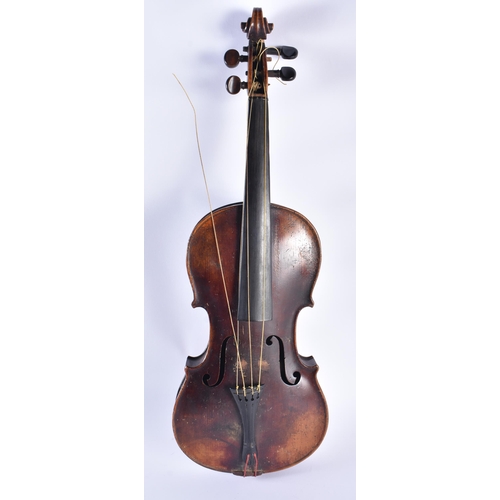 173 - Antique Violin Steiner 1880s Copy Two Piece Back w/ Hard Case & Bow. 58.5 cm long, length of back no... 